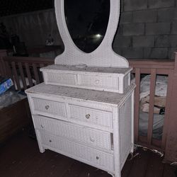 Wicker Dresser  Set 