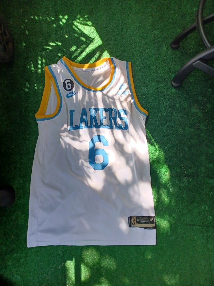 LeBron James 6 Los Angeles Lakers Classic Edtion Swing man Men Jersey - Size : M C(contact info removed)N