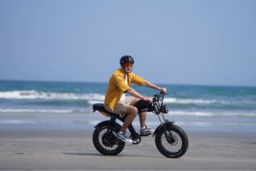 🔥 V70 Fat Tire E-Bike — Power, Comfort & Long Range!  ⚡ 1000W motor for powerful performance 🚀 Top speed: up to 35 MPH 🔋 52V 23.4Ah battery 🛣️ All