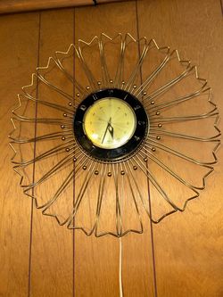 Vintage GE Model 2502 Starburst Wall Clock – Mid Century Modern