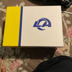 Los Angeles Rams Super Bowl LVI Champions Season Ticket Member Gift Box – Game Used Turf from SoFi Stadium + Hat