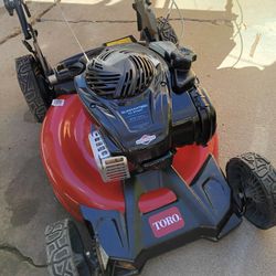 Toro 6.75hp Self Propelled Lawnmower ( NO GRASS BAG)