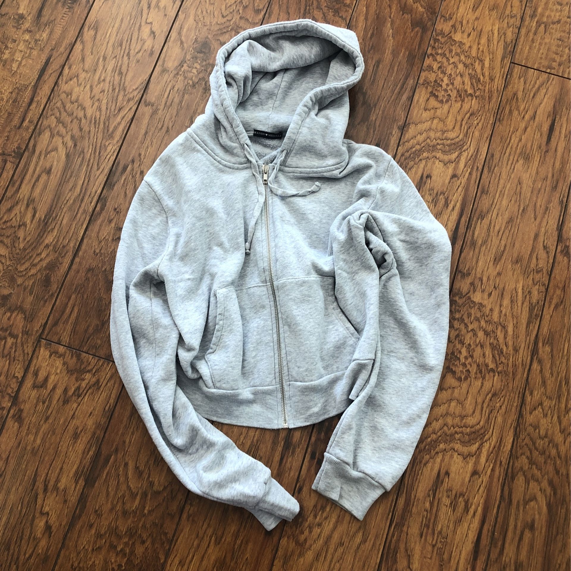 Size small. Grey cropped Brandy Melville hoodie!
