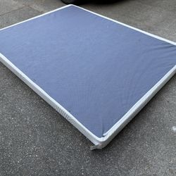 Zinus Low Profile 4” Bamboo Queen Box Spring