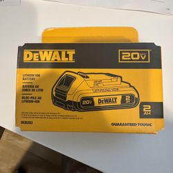 DEWALT 20V MAX Compact Lithium-Ion 2.0Ah Battery Pack BRAND NEW 2025