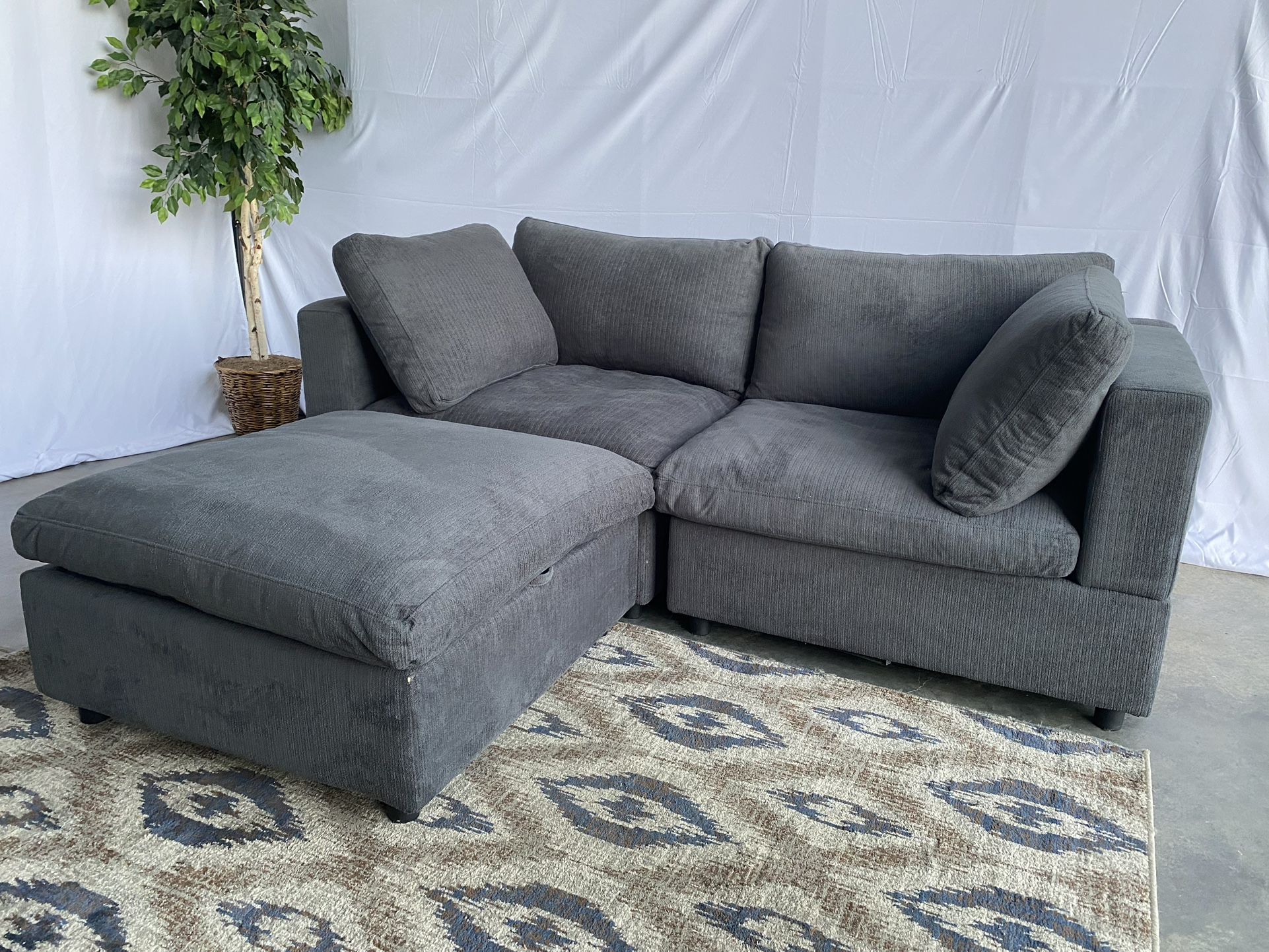 NEW Cloud Style Sectional Couch 🚛 Delivery Available