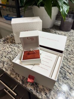 Engagement ring rose gold