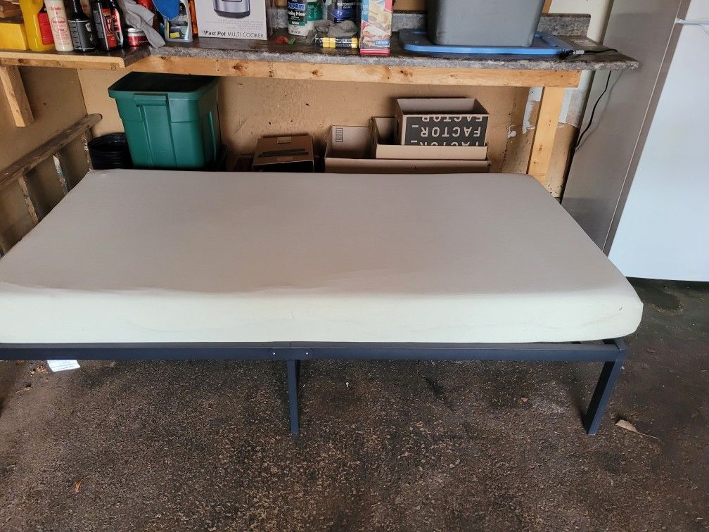 Metal Bed Frame And Twin Mattress