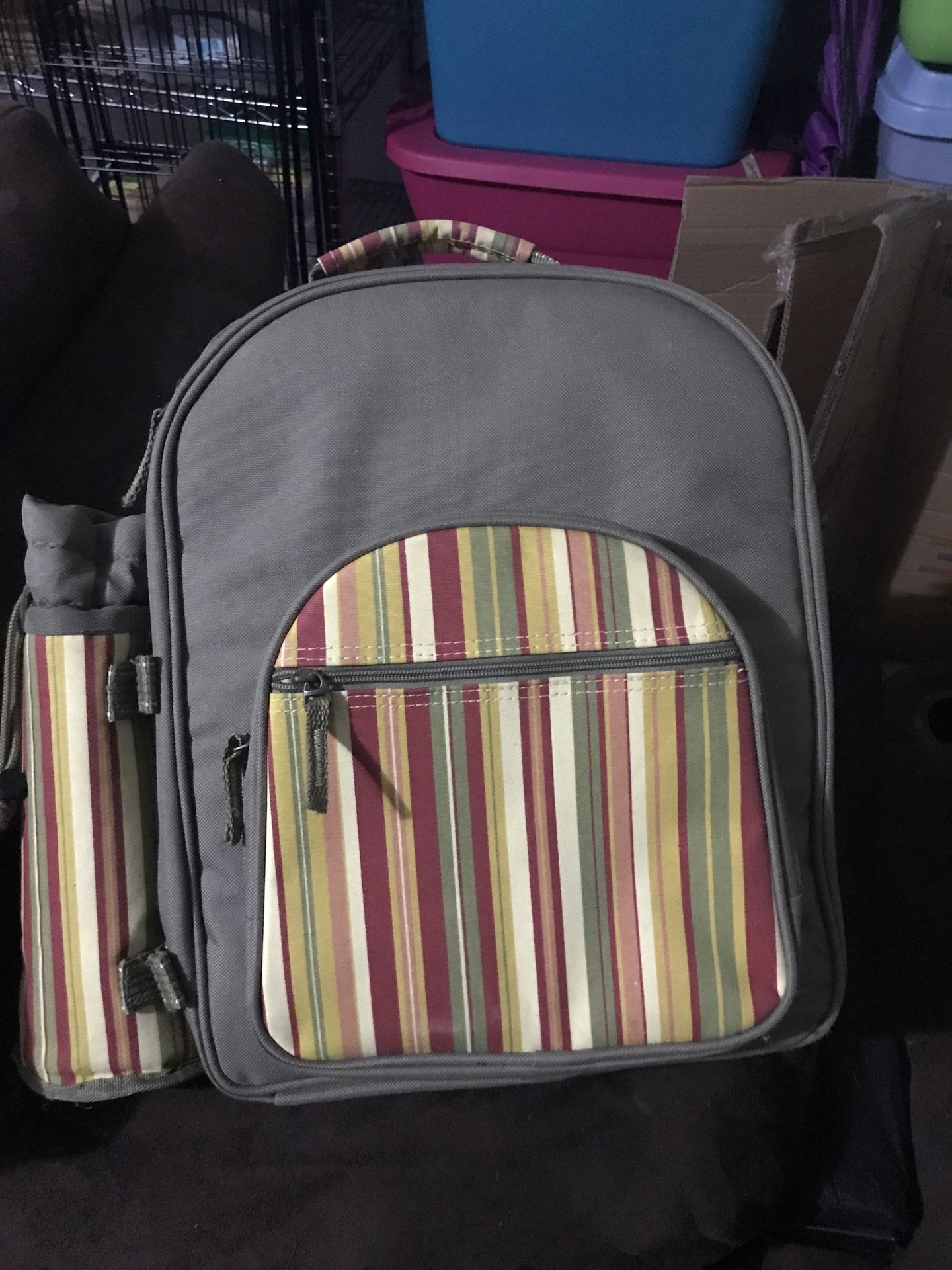 Picnic wine backpack