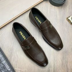 Prada Men’s Leather Shoes With Box 2026 New