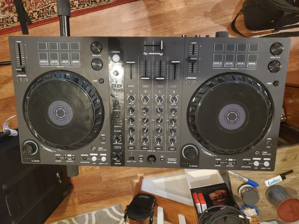 Pioneer DJ DDJ-FLX6 DJ Mixer