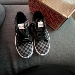 Size 4 Youth checkered Vans
