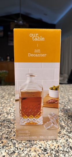 Our Table Blaine Crystal Decanter