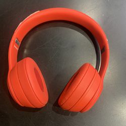 Beats Solo 3 Headphones (839107-1)