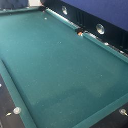 Combo pool table/poker Table And Dartboard 