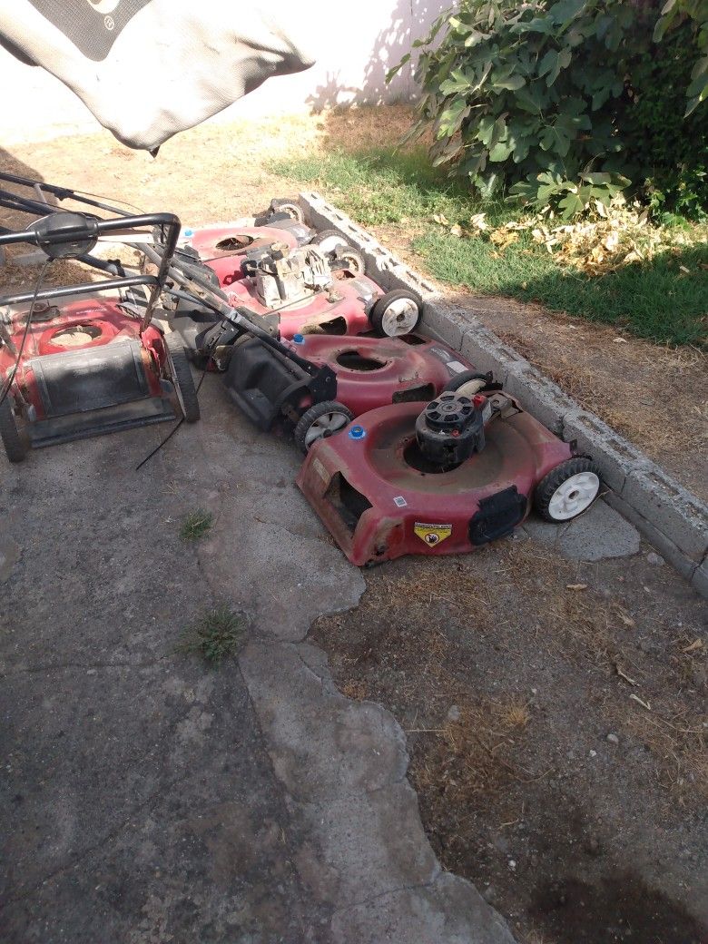 Toro And Craftman Lawn Mowers Parts And Bags And Frames
