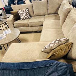 Stylish Nice Stunning Sectional!