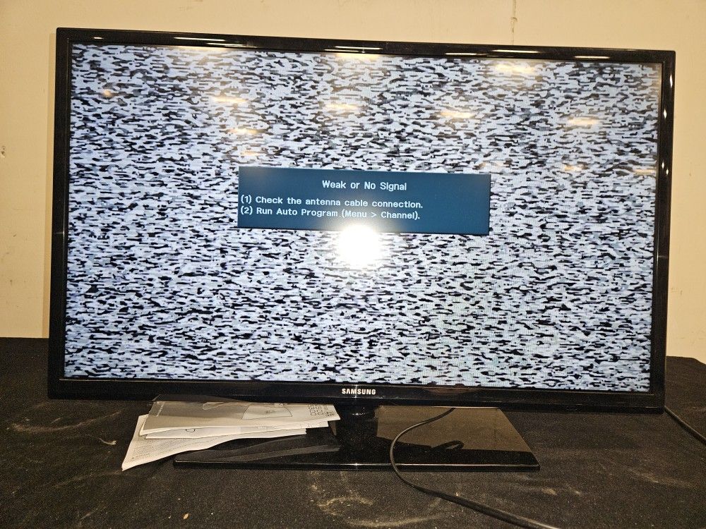 23 Inch SONY with Remote $30 OBO