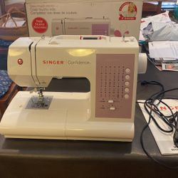 SINGER CONFIDENCE SEWING MACHINE 7463