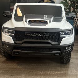 Kids Electric Car With Parental Remote 