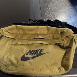Nike Large Fanny pack