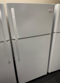 Frigidaire Top Freezer Fridge – White, clean and ready