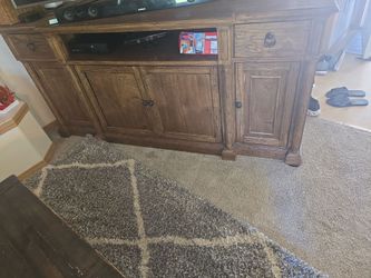 Tv stand