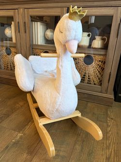Labebe rocking swan