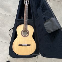 Cordoba F7 Nylon Guitar + Case + Accessories 