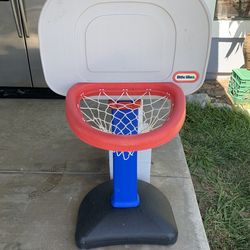 Little Tikes Adjustable Basket Ball Hoop