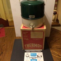 Vintage NOS Thermos Brand Picnic Cooler