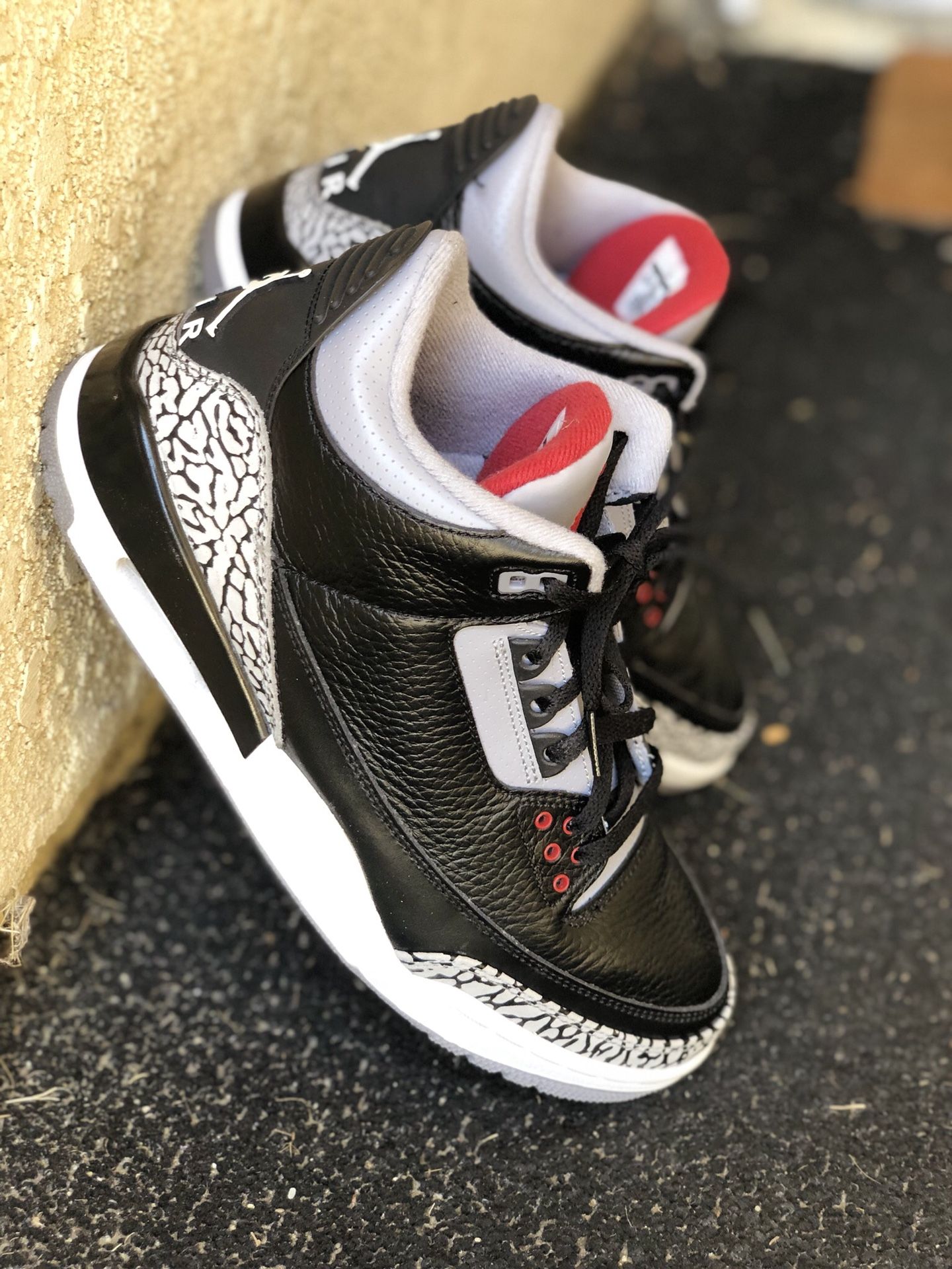 Jordan 3 black cement 9.5 2011