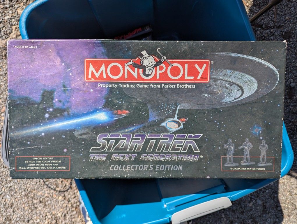 Star Trek The Next Generation 1998 Monopoly Colectors Edition