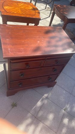 Night stand