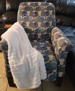 LA-Z-BOY Recliner Chair