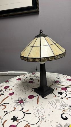 Tiffany Mission style lamp  Metal 20” tall