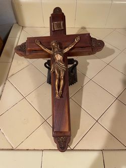 Vintage crucifix with holy water space