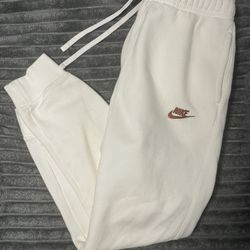 Nike Sportswear Club Fleece Jogger Pants - White, Size S