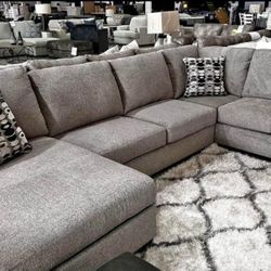 LH 👉$39 Down Payment  For Financing 👉 Ashley Ballinasloe Light Gray U Shaped Sectional Couch With Chaise 