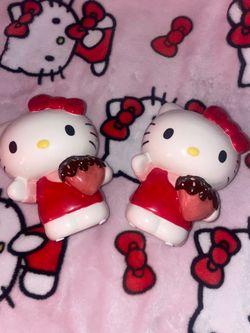 Hello Kitty Figure