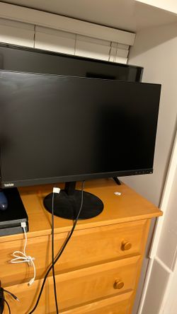 Monitor Lenovo