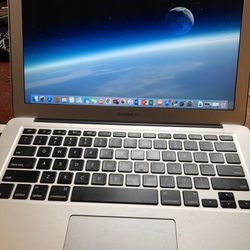 Apple MacBook Air 2015 13” Laptop