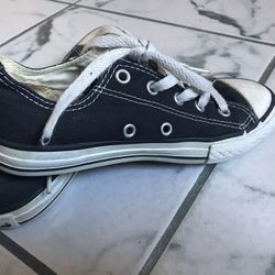 Converse Shoes Size 1