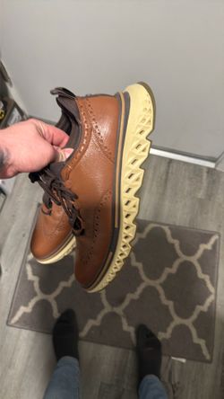Cole Hahn dress sneakers sz 11.5.