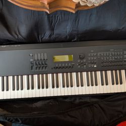 Yamaha S90 Synthesizer Controller