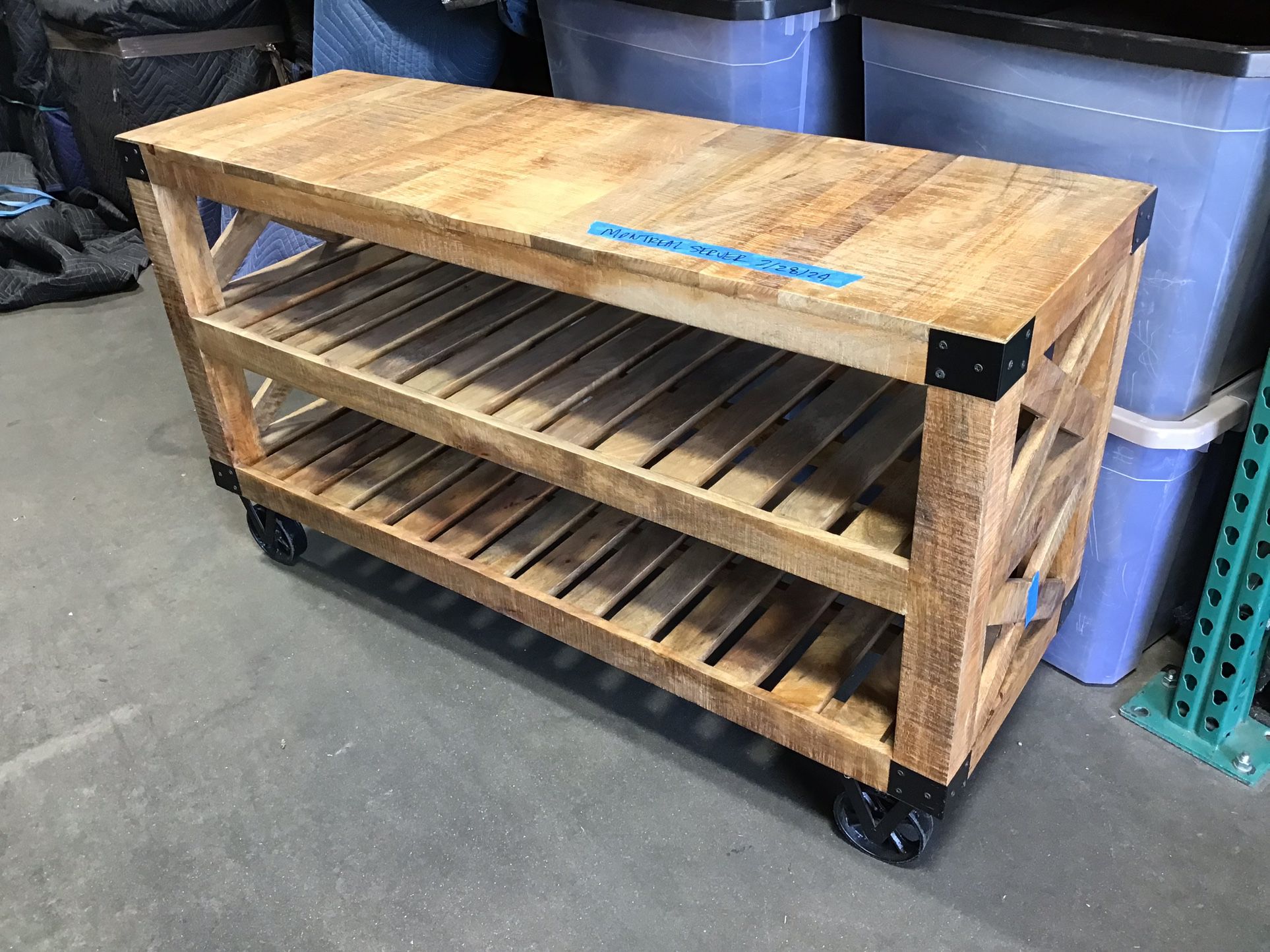 “Montreal” Server Console Table On Wheels