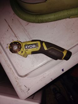 Ryobi carpet cutter