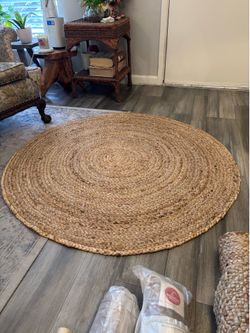 L.R. HOME-New 4Ft Hand Woven Round Jute Rug