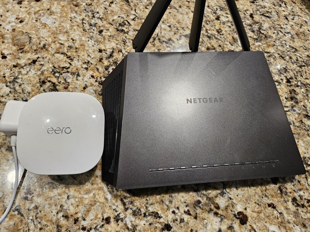 Netgear Nighthawk ROUTER & Mesh WiFi Extender