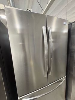 Frigidaire Gallery French Door Refrigerator